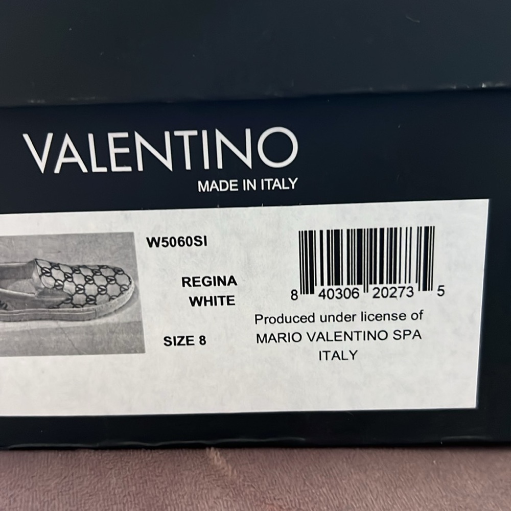 Mario Valentino Woman’s Leather Slip On Sneakers 
Brand New in Box 
Never Worn - Picture 5 of 10
